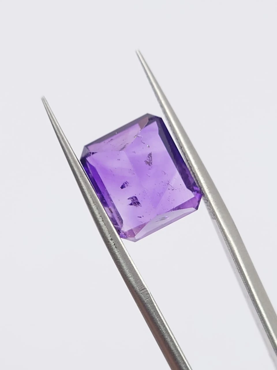 5ct Amethyst Radiant Cut Loose Gemstone From Nigeria — view 2
